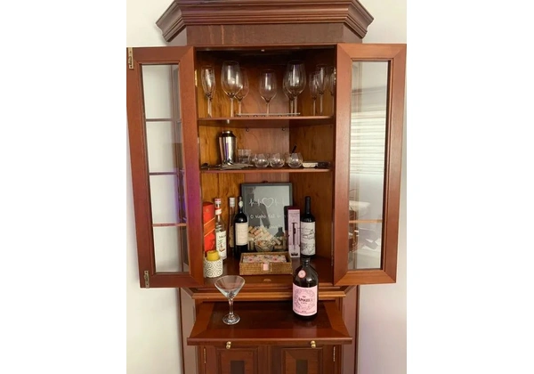 LINDA CRISTALEIRA para o canto de sua casa