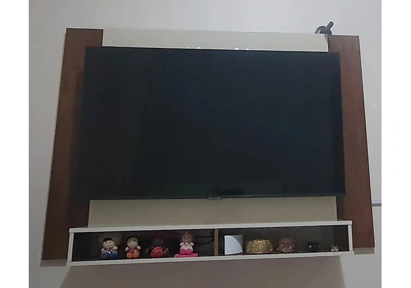 Painel tokyo para tv até 43 polegadas com dois nichos
