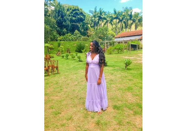 Vestido Lilás/Lavanda Longo - Perfeito para ocasiões especiais!
