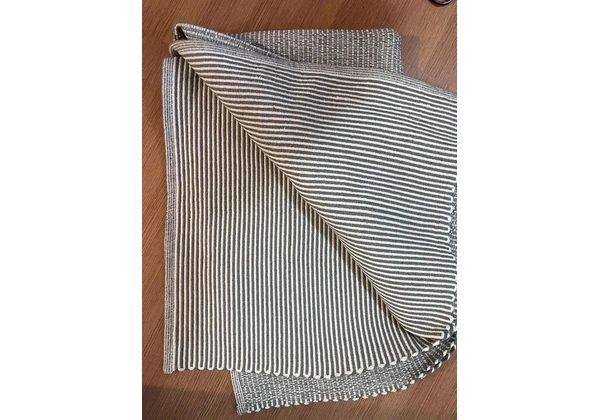 TAPETE TOKSTOK 1, 50 x 2, 00 NOVO