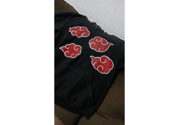 Moletom Akatsuki com 4 Nuvens Vermelhas frente e verso