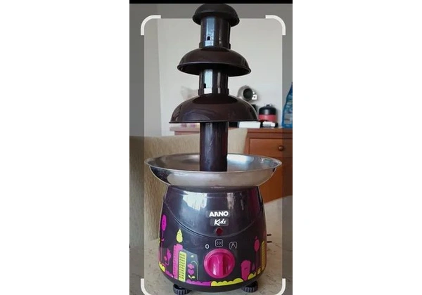 Fonte de fondue Arno kids. R$160
