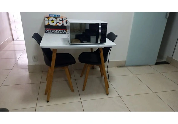 Mesa MDF Laqueada 80x80