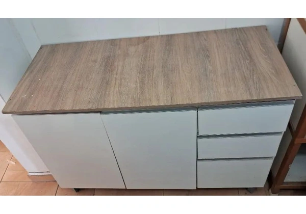Balcão/ Armário de Cozinha