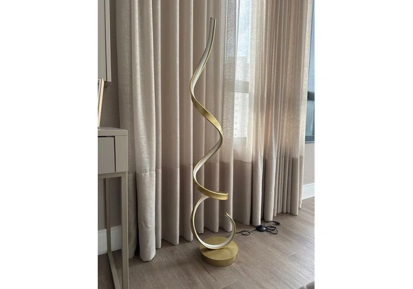 Luminária de Chão Piso LED 140xØ23cm Metal Dourado - Bella Iluminação SB003
