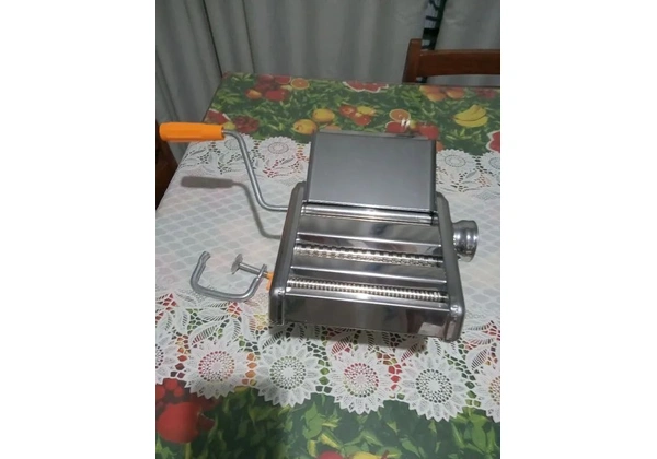 Máquina de massa caseira