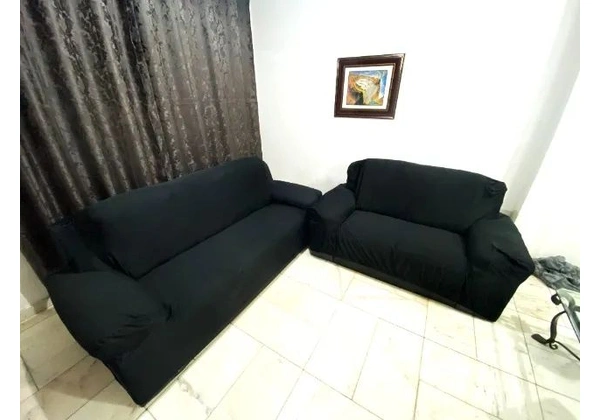 Conjunto de Sofás de 2 e 3 Lugares em Corino Preto