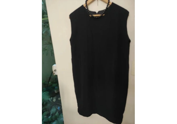 Vestido tubinho alfaiataria Tam 48 70, 00Preto Altura 1, 00cmBusto 57cm
