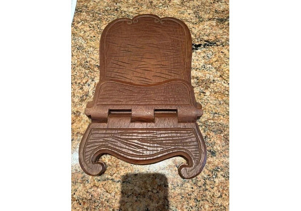 Suporte de Livro de Madeira