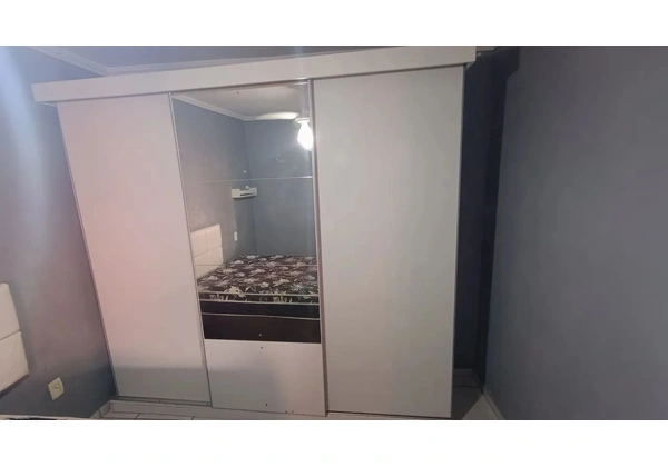 Guarda roupas - usado