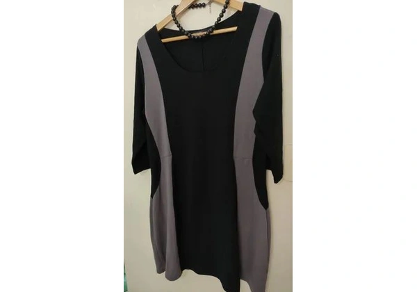 SIMPLY BASIC vestido Tam G (veste até Tam 50) 45, 00Moletom levemente flanelado