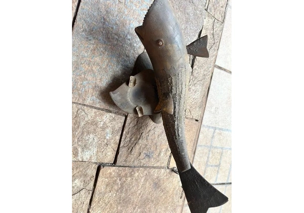 Cinzeiro de chifre em forma de peixe