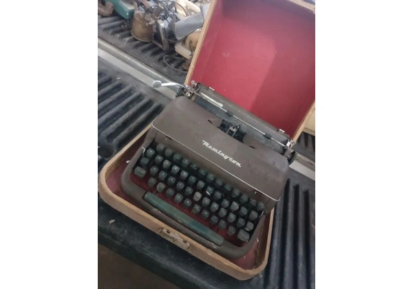 Remington máquina escrever antiga