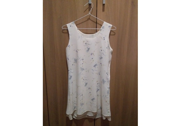 vestido sem manga
