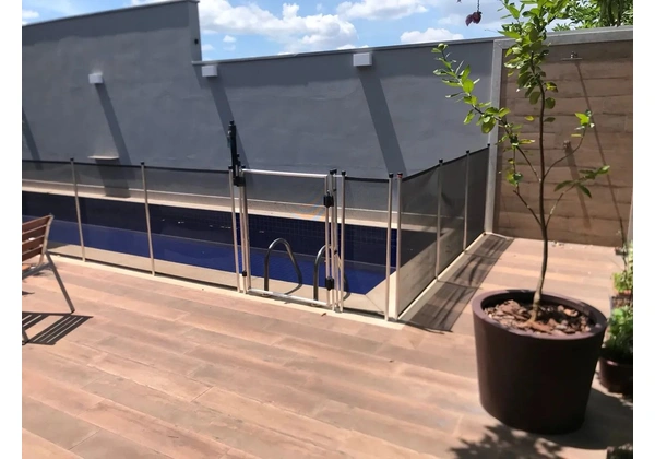 Cerca removível para piscina