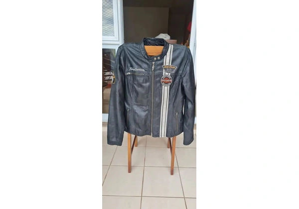 Jaqueta feminina de couro Harley Davidson XL (veste M masculino)