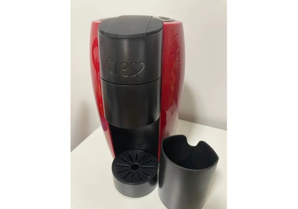 Cafeteira Tres Lov Vermelha