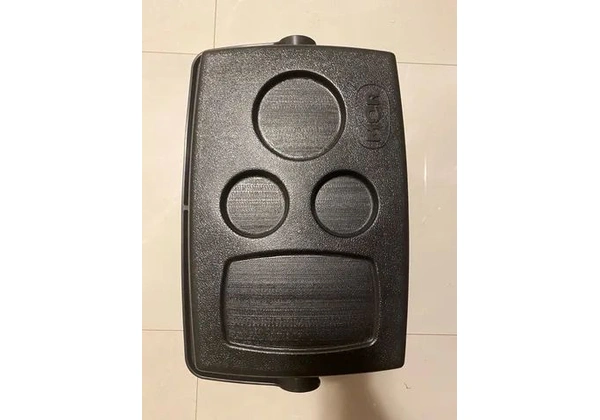 Cooler Preto usado apenas 1 vez