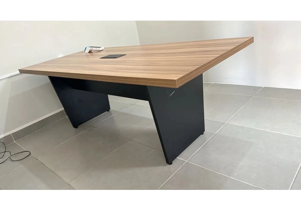 Mesa de reunião