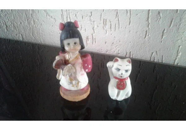 Boneca Japonesa Estatua Miniatura Decorativa