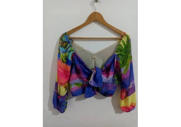 blusa estampada da angelique muito linda