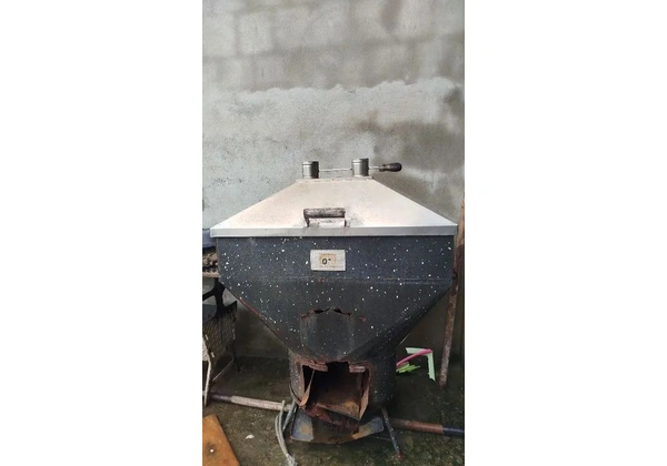 Vendo churrasqueira a bafo R$ 400 preços a negociar