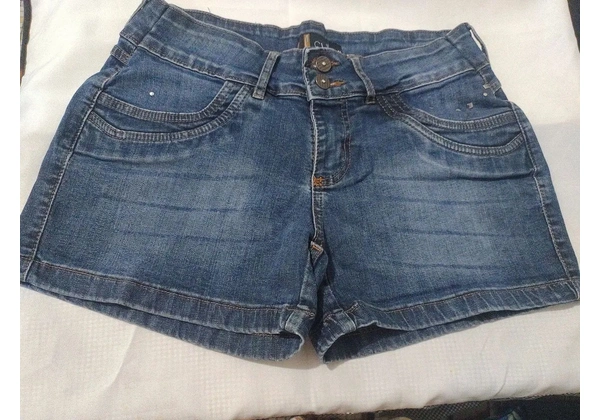 Pacote roupas usadas bom estado por 80, 00