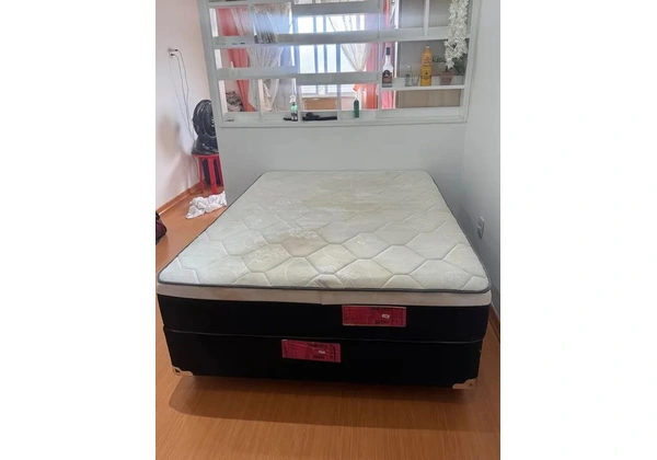 Cama Box Casal - Ótimo estado