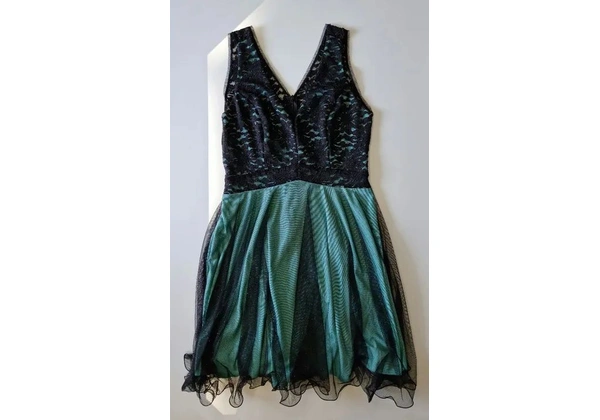 Vestido de Eventos Verde Tam M