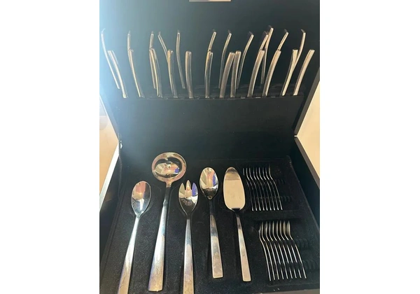 Faqueiro Em Aço Inox Fracalanza 95 peças