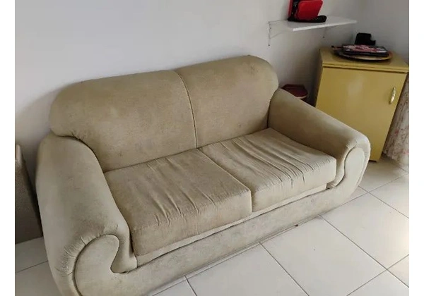 Sofa 2 lugares emborrachado