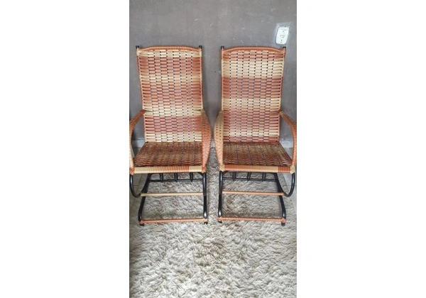 Cadeiras de balanço novas 600.00