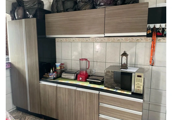 Armário de Cozinha 100% MDF em ótimo estado