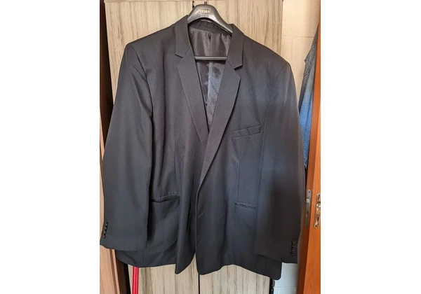 Blazer Masculino Preto Listrado e calça social TEVAH. Plus size.