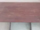 mesa de Madeira maciça Com Avaria.