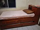 Cama de madeira maciça