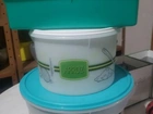 3 linda tupperware
