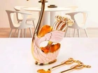 Cisne dourado com rosa acompanha 6 colheres de sobremesa aço inoxidável dourado