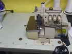 Máquina de Costura Overlock Industrial