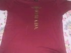 camiseta prada