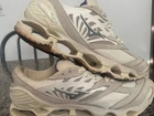 Mizuno flor de lótus bege 41