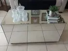 Mesa de centro espelhada