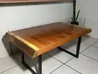 Mesa de centro em madeira angelim