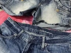 Lotinho de shorts jeans e de malha 20 shorts.