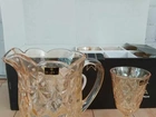 Jarra e taças de vidro