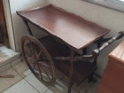 Carrinho de chá de madeira