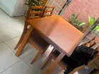 CAMA, MESA 4 CADEIRAS E ESTANTE