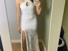 Vestido longo branco de renda