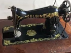 Máquina de costura Elgin vintage