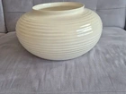 Vaso branco em cerâmica